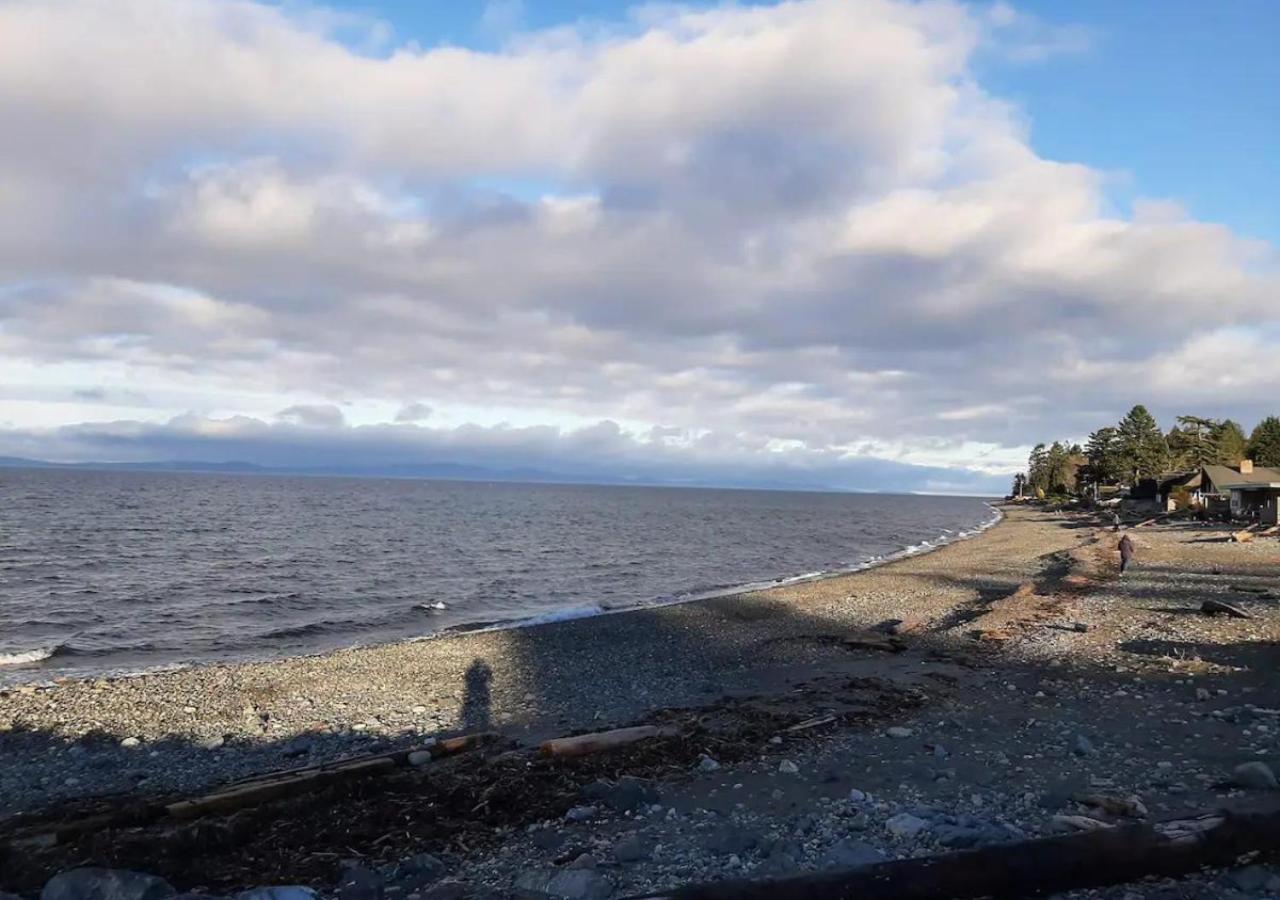 Bed and Breakfast Oceanside Manor - Golf Course View Qualicum Beach Exterior foto